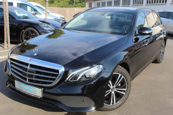 Mercedes-Benz E 220 d T 143 kW image number 1