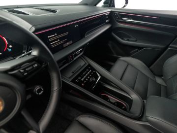 Car image 34