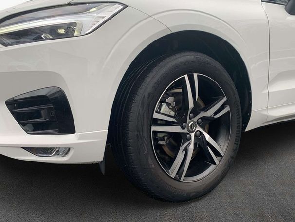 Volvo XC60 B4 R Design Geartronic 145 kW image number 6