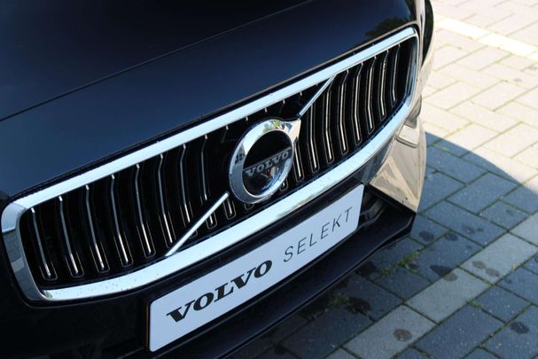 Volvo S60 B4 T8 145 kW image number 17