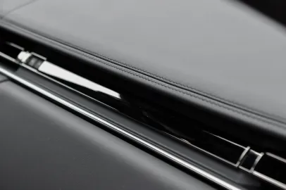 Car image 49