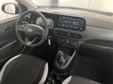 Car image 10