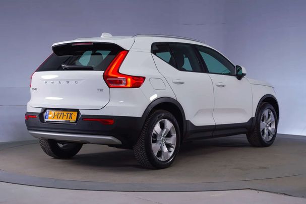 Volvo XC40 T2 95 kW image number 33