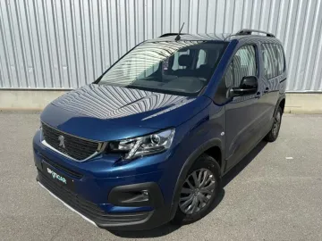 Car image 29