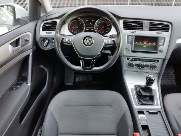 Volkswagen Golf 66 kW image number 7