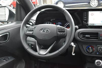 Car image 31