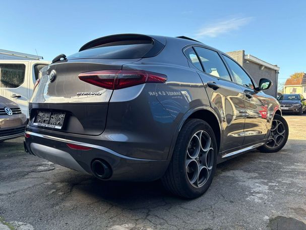 Alfa Romeo Stelvio 2.2 118 kW image number 3