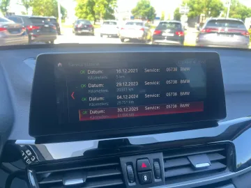 Car image 35