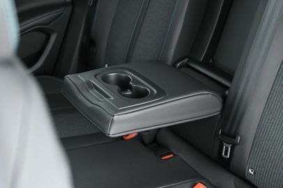 Car image 41