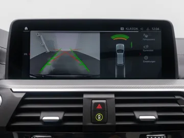 Car image 40