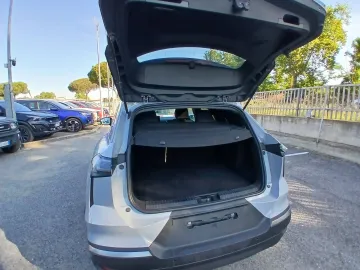 Car image 34