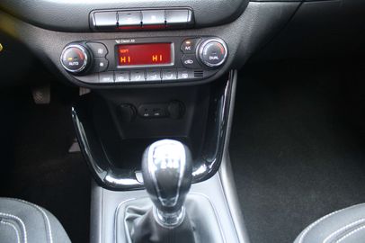 Car image 26