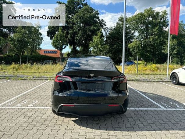 Tesla Model Y Long Range AWD 316 kW image number 3