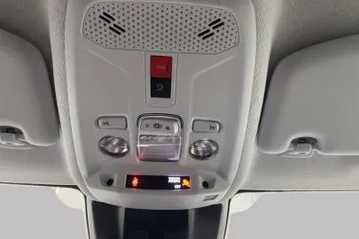 Car image 38
