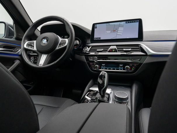 BMW 520d Touring xDrive 140 kW image number 47