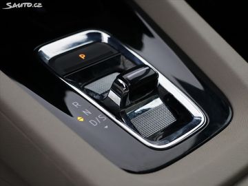 Car image 33