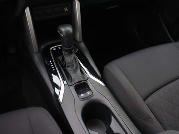 Car image 11