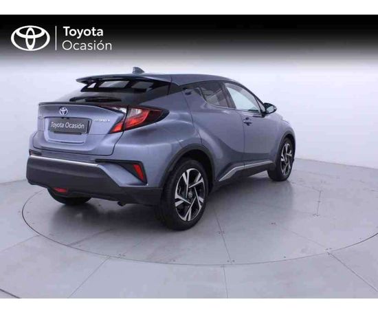 Toyota C-HR 90 kW image number 8