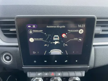 Car image 33