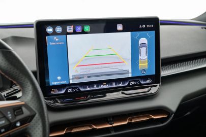 Car image 32
