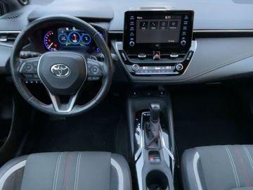 Car image 10