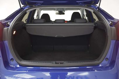 Car image 31