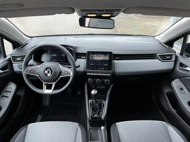 Renault Clio TCe 90 66 kW image number 6