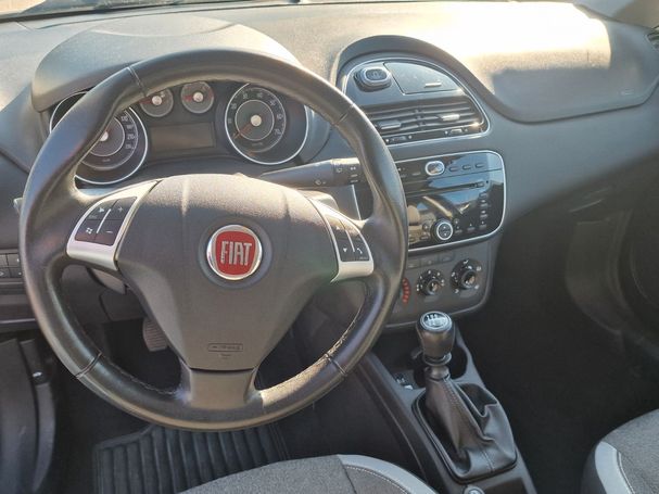 Fiat Punto 51 kW image number 12