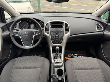 Car image 15