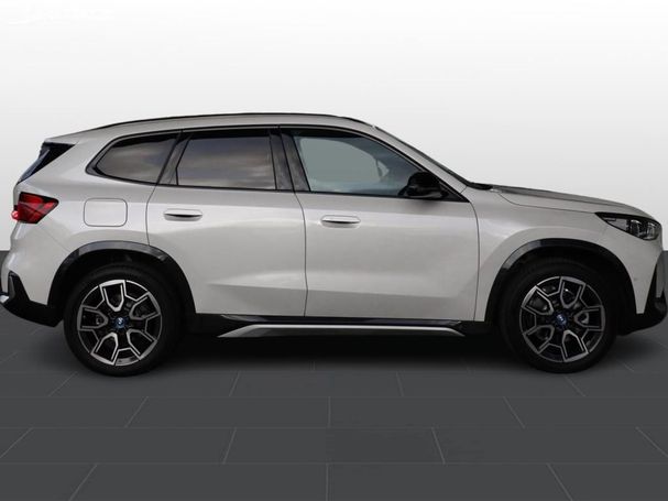 BMW X1 xDrive25e 180 kW image number 2