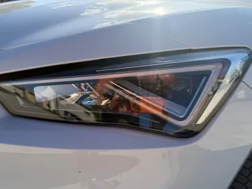 Car image 36