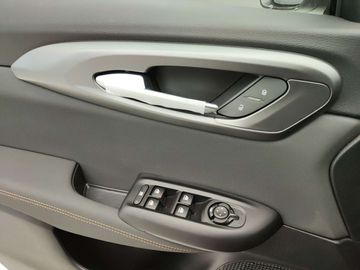 Car image 36