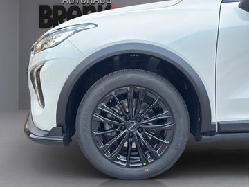 Car image 26