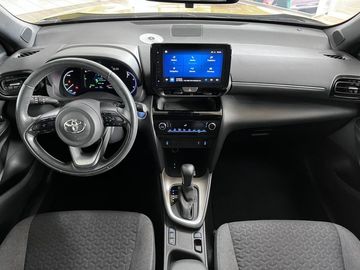 Car image 11