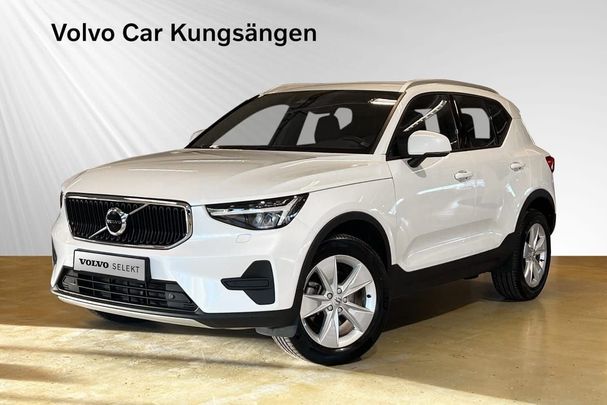 Volvo XC40 B4 Core 147 kW image number 1