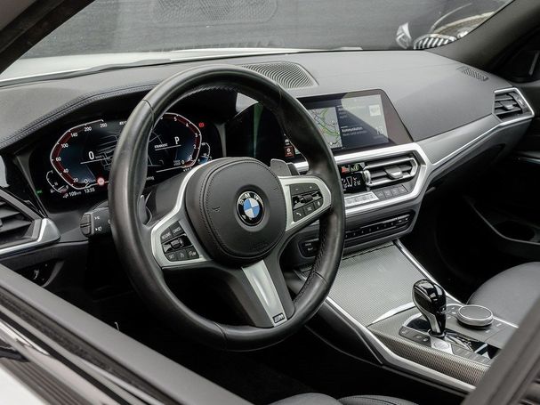 BMW 330 e M Sport xDrive 215 kW image number 7