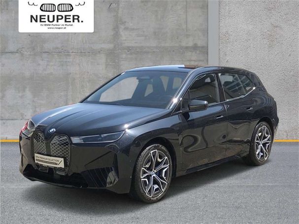 BMW iX xDrive40 240 kW image number 1