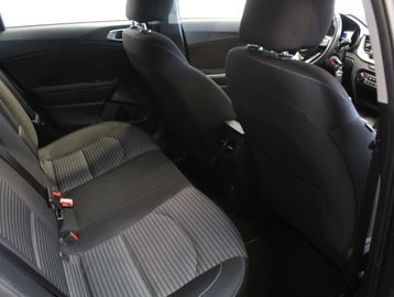 Car image 37