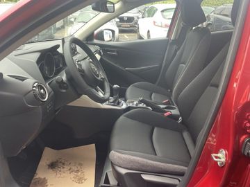 Car image 13