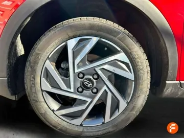 Car image 28