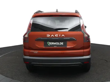 Car image 37