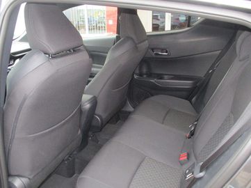 Car image 15