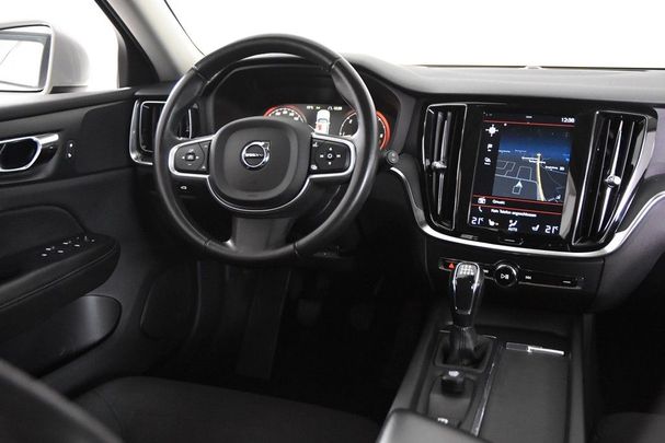 Volvo V60 D3 Momentum 110 kW image number 16