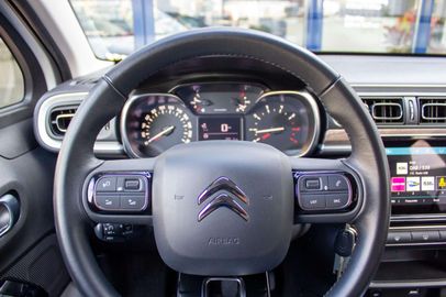 Car image 31