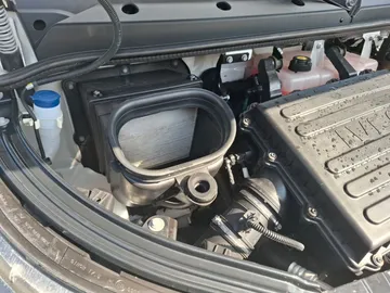 Car image 35
