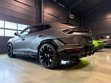 Car image 39