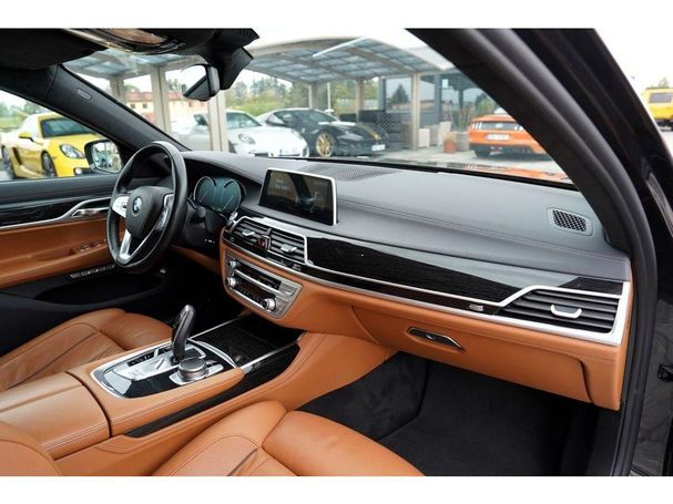 BMW 730d xDrive 195 kW image number 28