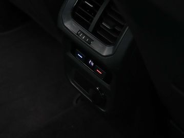 Car image 41