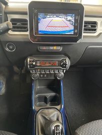 Car image 12