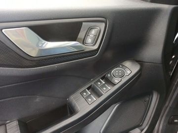 Car image 33